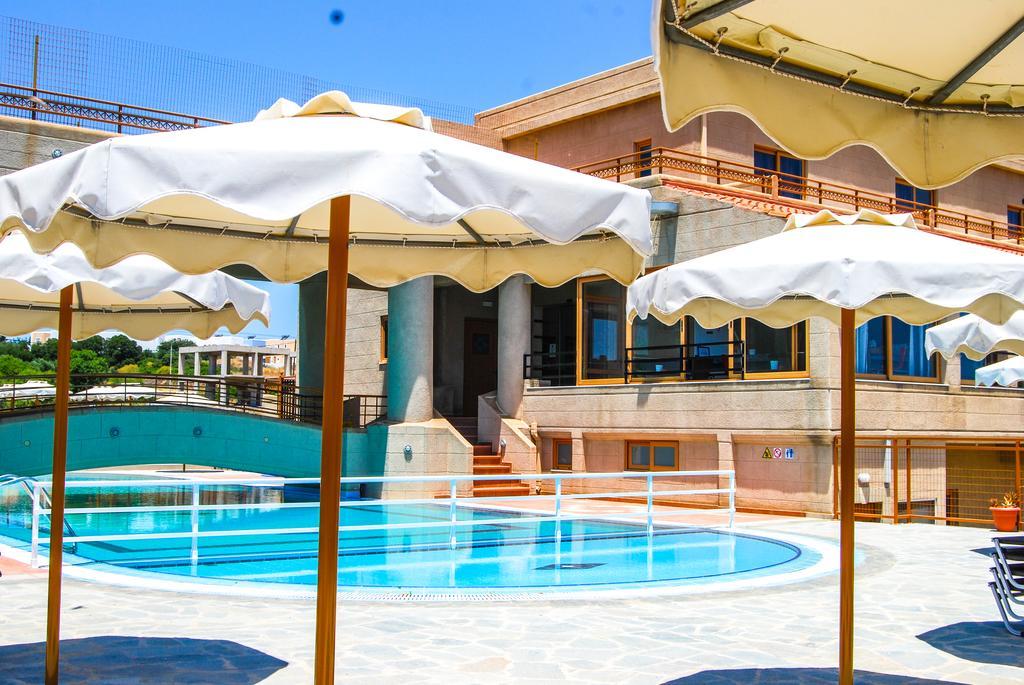 Hotel Ledras Gennadi Quarto foto