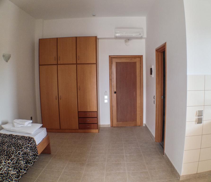 Hotel Ledras Gennadi Quarto foto